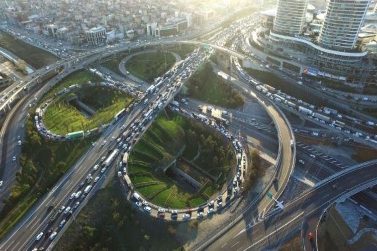 Yeni konut projelerinin gözde bölgesi Mahmutbey’de trafik sorunu çözülmeli!