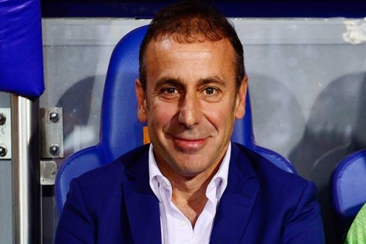 İlk yarının en iyi 11’i ve teknik direktörü!