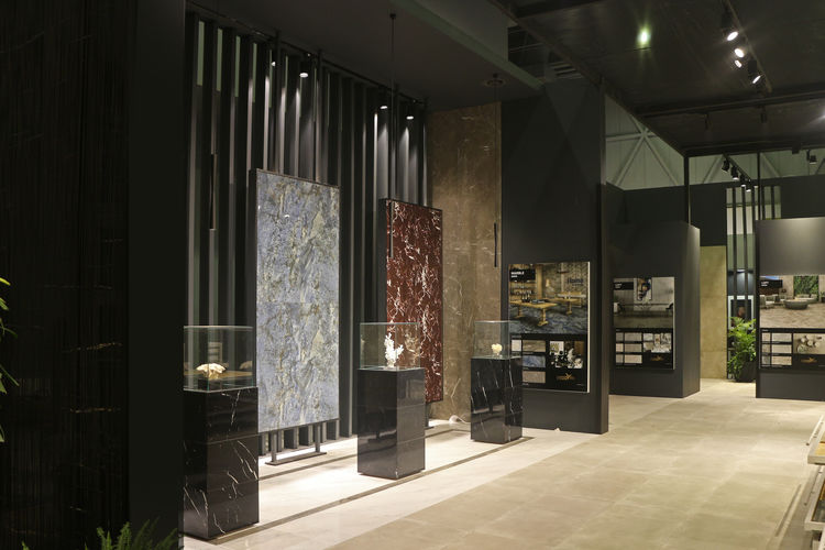 Decovita’nın Unicera Fuarı Standına  Gönye Proje Tasarım Dokunuşu