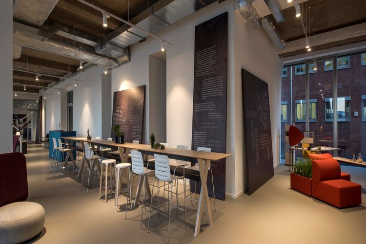 Koleksiyon Avrupa’da Büyümeye Devam Ediyor: Koleksiyon Düsseldorf Mağazası Açıldı