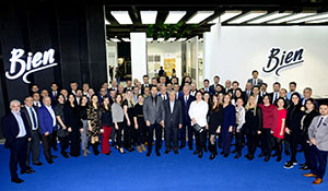 BİEN’in yeni koleksiyonu UNİCERA’da büyük beğeni topladı