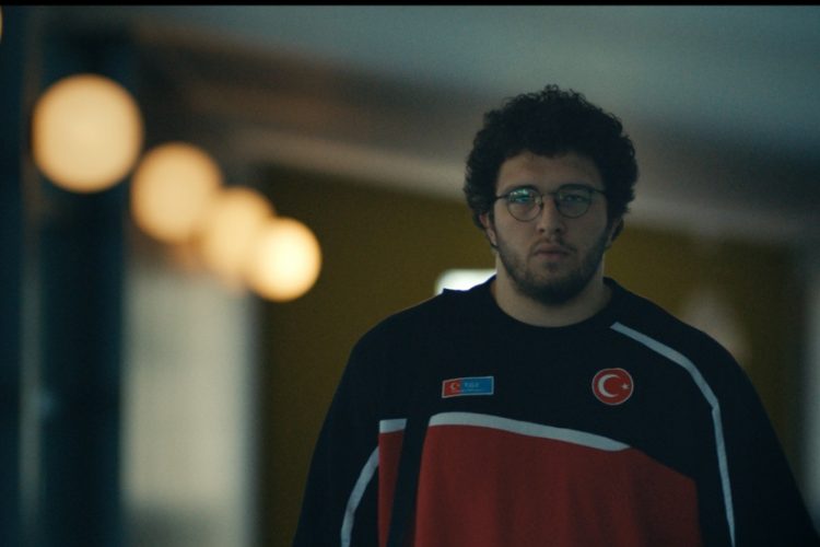 Cengiz Holding’ten uluslararası başarı kazanmış sporcu gençlere büyük destek