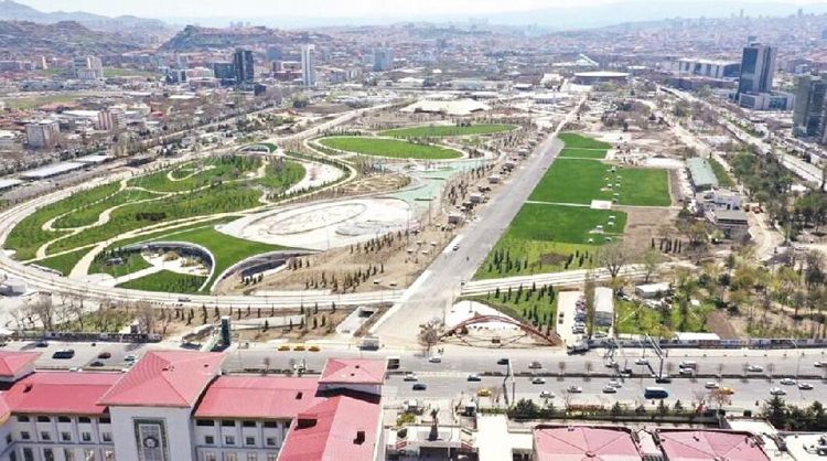 AKM Millet Bahçesi Yıl Sonuna Kadar Tamamlanacak
