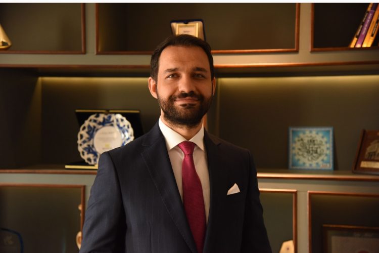 10 dilde çalışanla lüks yatırımcı avı