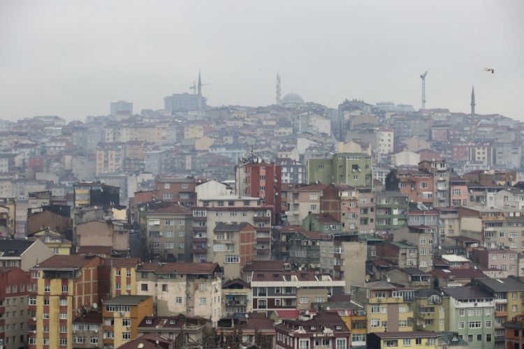 Daha dayanıklı binalar ve yeni bir altyapının çözümü: Kentsel dönüşüm