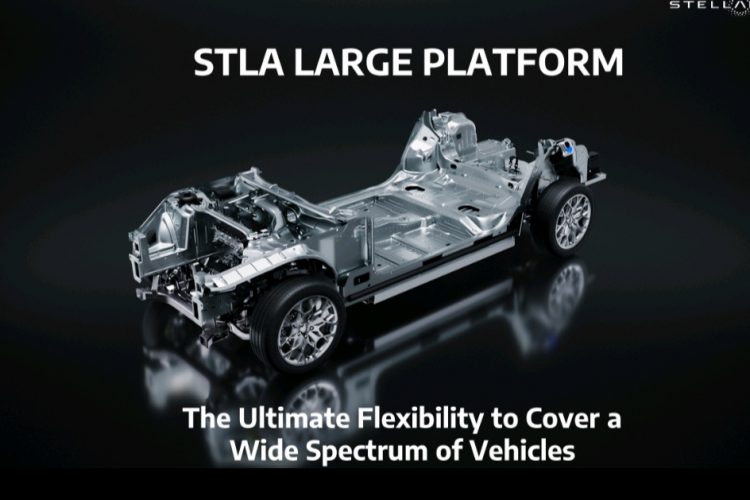 Stellantis STLA Large Platformu ile Elektrikli Araçlarının Menzilini 800 Kilometreye Çıkartacak!