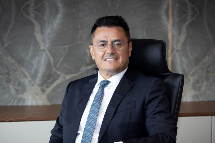 Algün YKB Cihat Algün: “Konut üretimini sekteye uğratandan boş arsa vergisi alınmalı.”