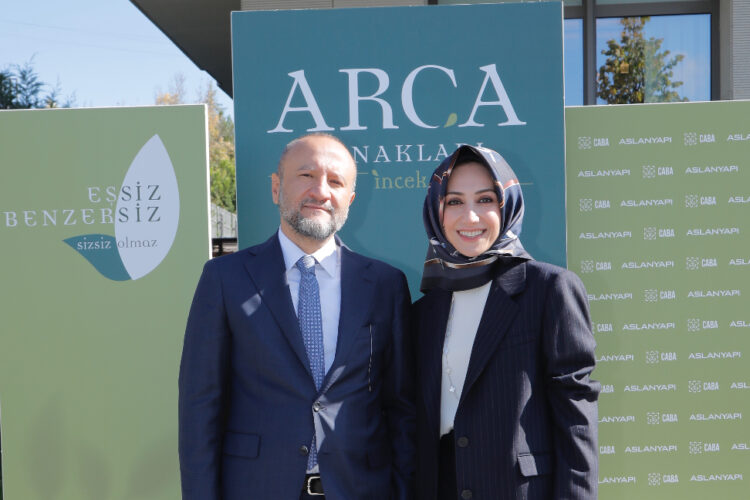 ARCA KONAKLARI, GÖRKEMLİ BİR LANSMANLA SEÇKİN İSİMLERİ BİR ARAYA GETİRDİ